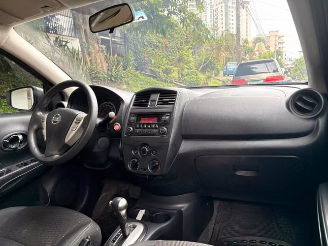 Nissan versa automático japonés Semi full