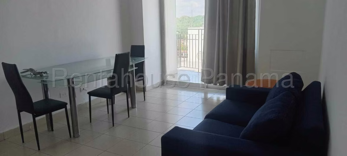 Se Vende Apartamento en Edison Park DPA25-9810