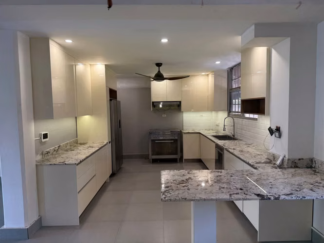 Casa en alquiler en Clayton – $3,300