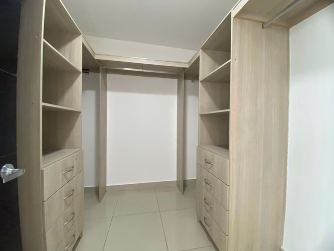220 m² de Espacio, Privacidad y Excelente Ubicación | PH Highland View