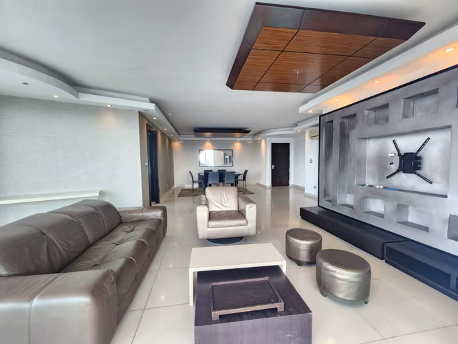 220 m² de Espacio, Privacidad y Excelente Ubicación | PH Highland View