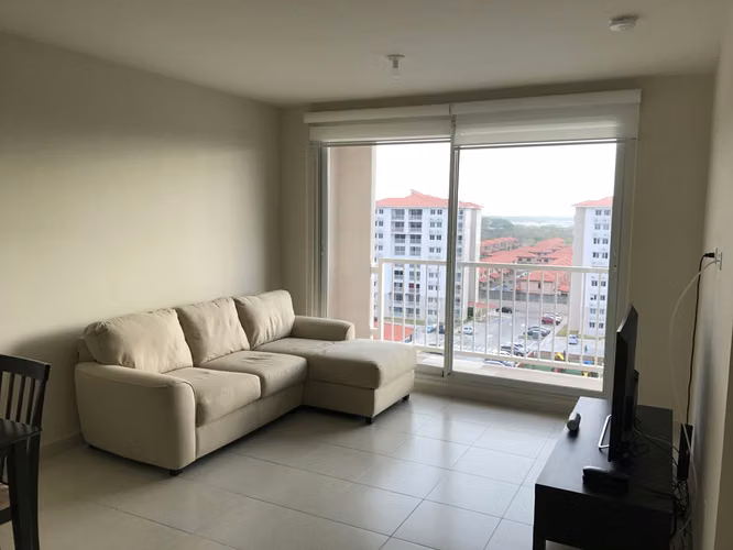 APARTAMENTO EN VENTA TORRES DE VERSALLES II $159K