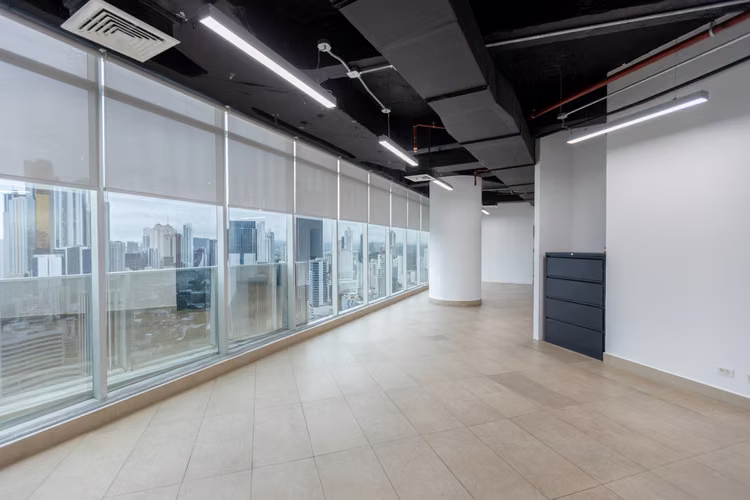 OFICINA EN ALQUILER | F&F TOWER | CALLE 50 - Imagen 2