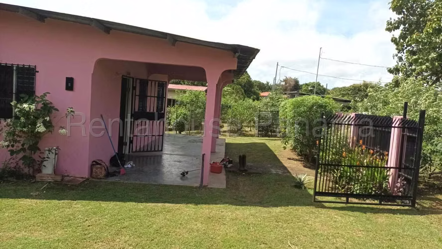 HOUSE FOR SALE IN CHORRERA ABS