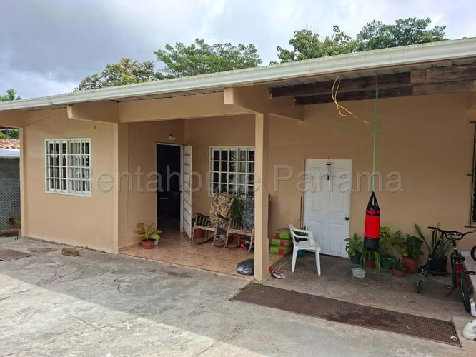 HOUSE FOR SALE IN CHORRERA ABS