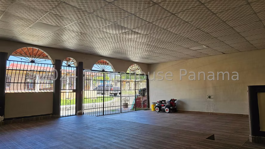 VENTA DE CASA EN ARRAIJAN ABS