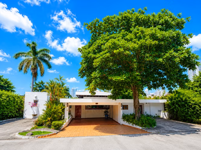 IS SOLD HOUSE IN BETHANY