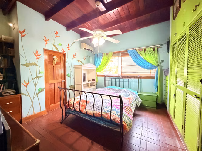 SE VENDE CASA EN BETANIA