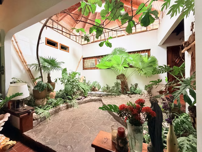 SE VENDE CASA EN BETANIA