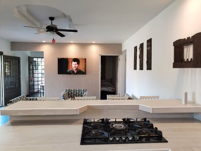 ESPACIOSA CASA DE PLAYA PARA DISFRUTAR CON FAMILIA Y AMIGOS