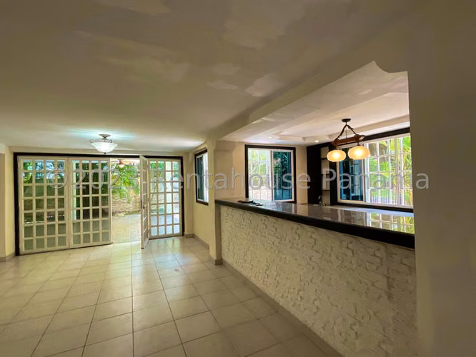 VENTA DE CASA ALBROOK GM