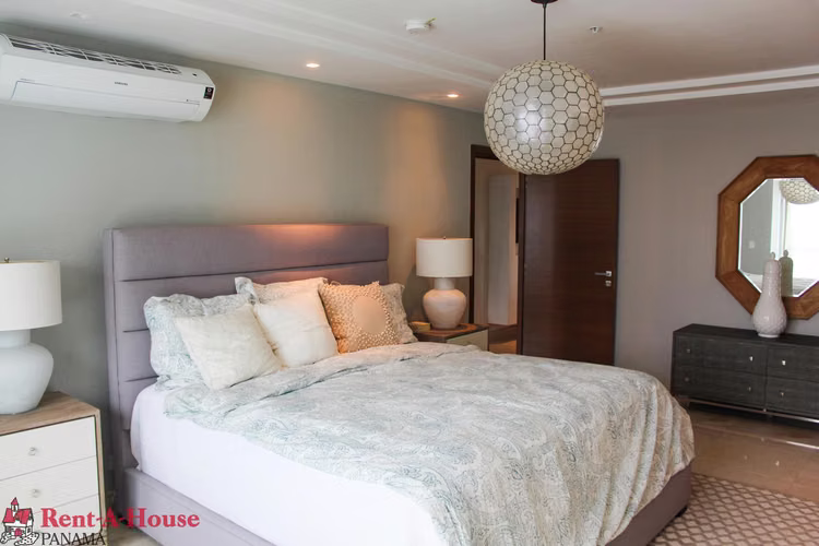 VENTA DE APARTAMENTO COSTA DEL ESTE GM
