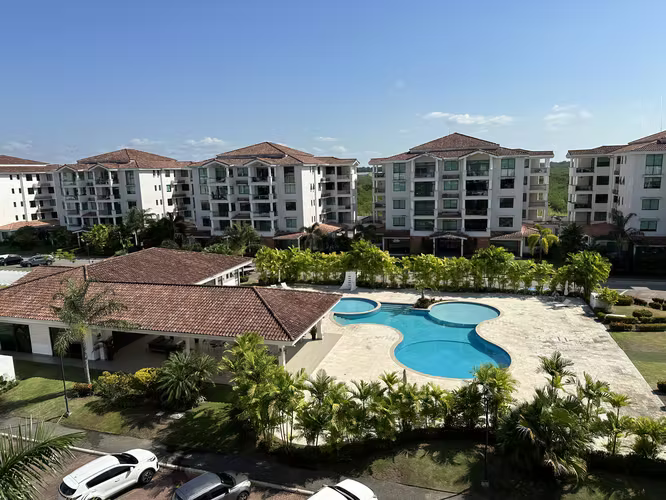 For Rent Apt in Costa Sur