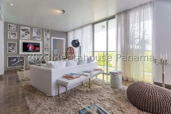 Alquilo Apartamento en Avenida Balboa LC26-107 - Imagen 4