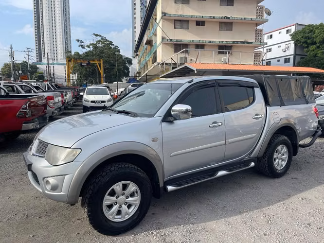 MITSUBISHI L MANUAL