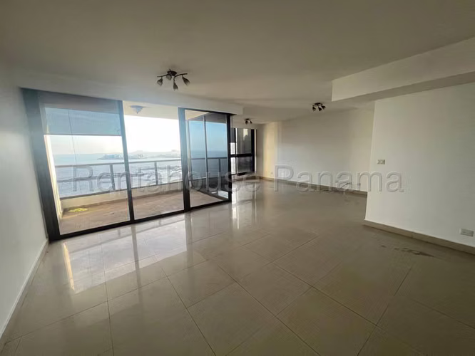 Se Vende Apartamento en San Francisco MDV27-828