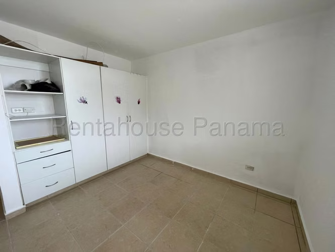 Se Vende Casa en Brisas Del Golf MDV27-985