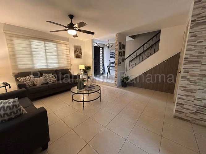 Alquiler Casa Albrook Ville di Firenze - Vacia 26YCG9025