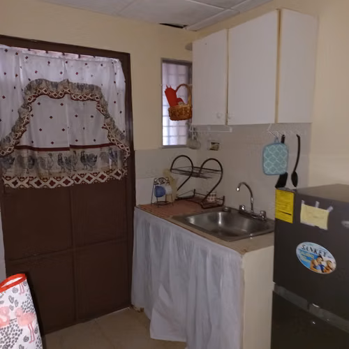 Alquilo comoda casa 3R 2B-opcion venta  - Imagen 5