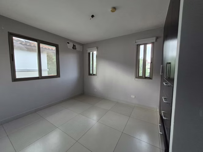 Vendo casa en Panamá Pacifico Woodlands