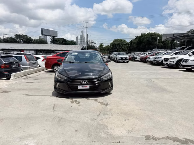 Hyundai Elantra 2017