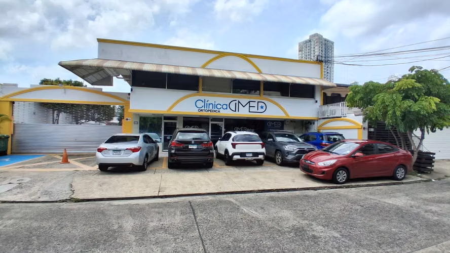 El Carmen. House 750mts. Commercial use 7est $800,000.00neg