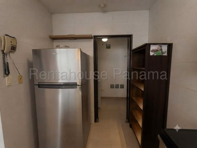 Alquiler de Apartamento en Avenida Balboa MPS27-977
