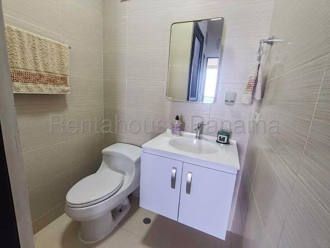 Apartamento en Venta en Avenida Balboa. 27-753.