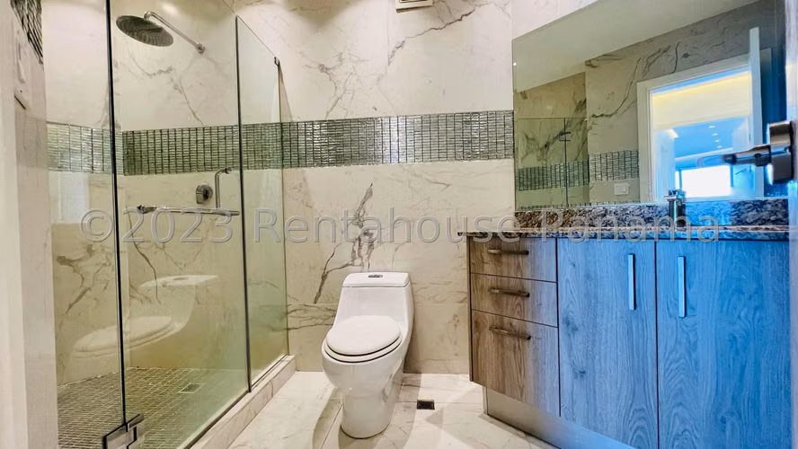 Venta Apartamento Oasis on the Bay Punta Pacifica 26YCG4824