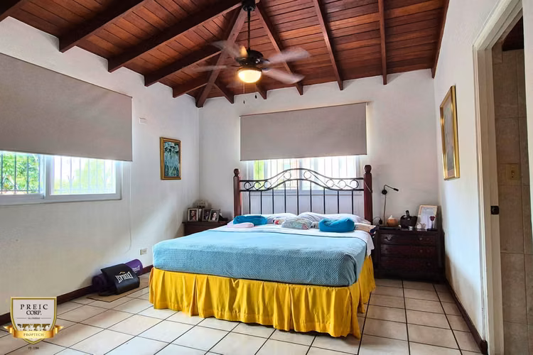Casa 4 hab en El Cangrejo - Urbanización cerrada con jardín F.A.