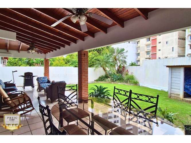Casa 4 hab en El Cangrejo - Urbanización cerrada con jardín F.A.