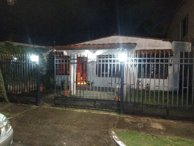 Venta de Casa en Altos del Romeral, Chanis - Imagen 6