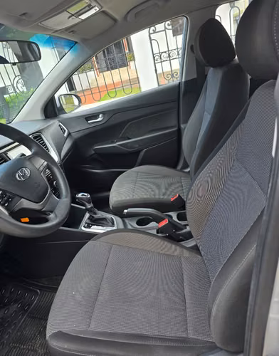 ACCENT 2022 AUTOMATICO EN 11,995 al CREDITO o al contado..