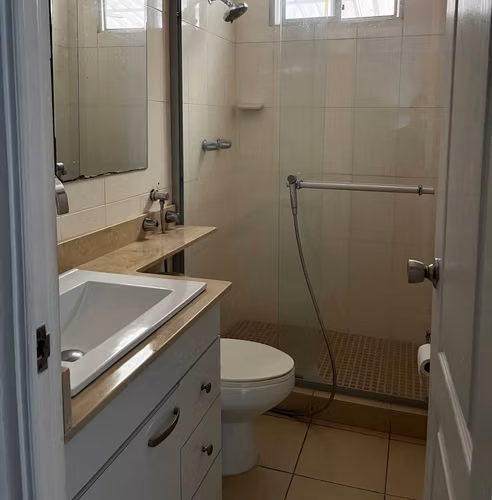 Apartamento en Via España I con balcón y remodelado