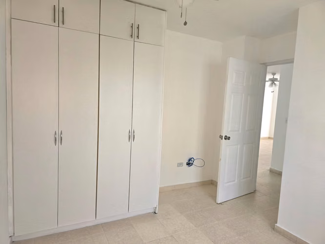 . Apartamento en Via Argentina | 3 recamaras | con balcon