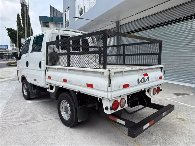 Kia K2700 4WD