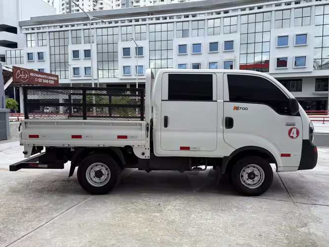 Kia K2700 4WD