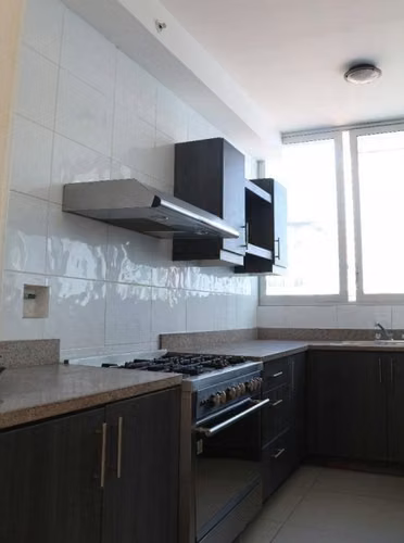 . Apartamento en El Cangrejo I con Balcón y ubicación Insuperable