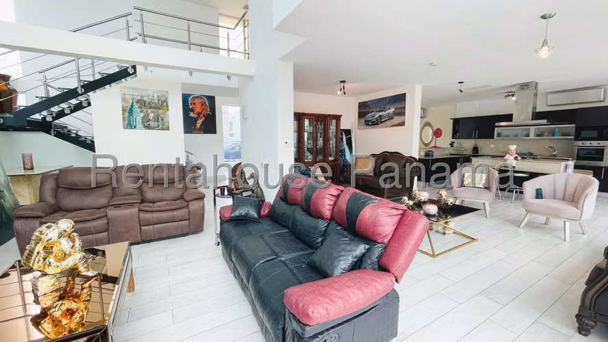 Alquiler de casa en Costa Sur AK