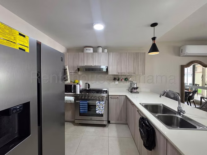 Venta de casa en Panama Pacifico AK