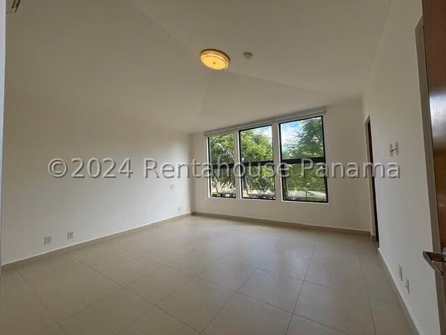 Venta de casa en Panama Pacifico AK