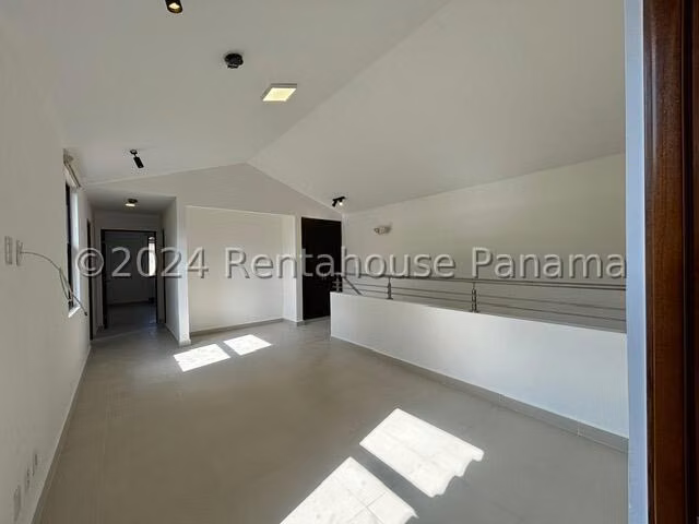 Venta de casa en Panama Pacifico AK