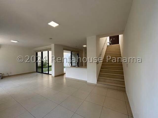 Venta de casa en Panama Pacifico AK
