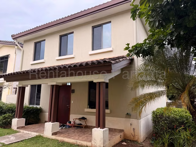 Venta de casa en Panama Pacifico AK