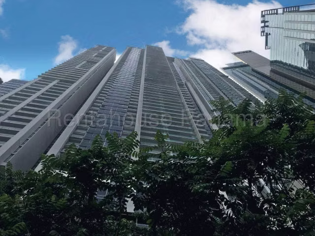 Alquiler de Apartamento Amoblado en Avenida Balboa  27LBR341