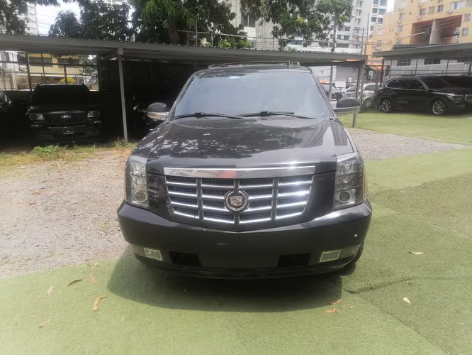 CADILLAC ESCALADE 2010 BUENAS CONDICIONES - Imagen 3