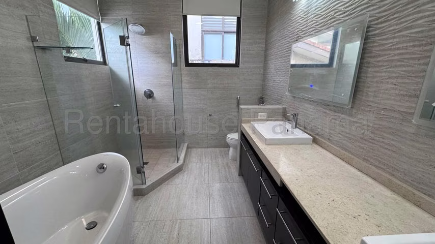 Alquiler de Casa en Panama Pacifico. 26LBR7674
