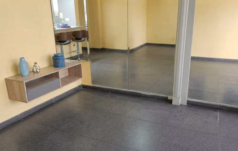 Apartamento en El Cangrejo I con amplios espacio y balcon