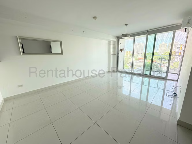 Alquiler Apartamento Carrasquilla - YD