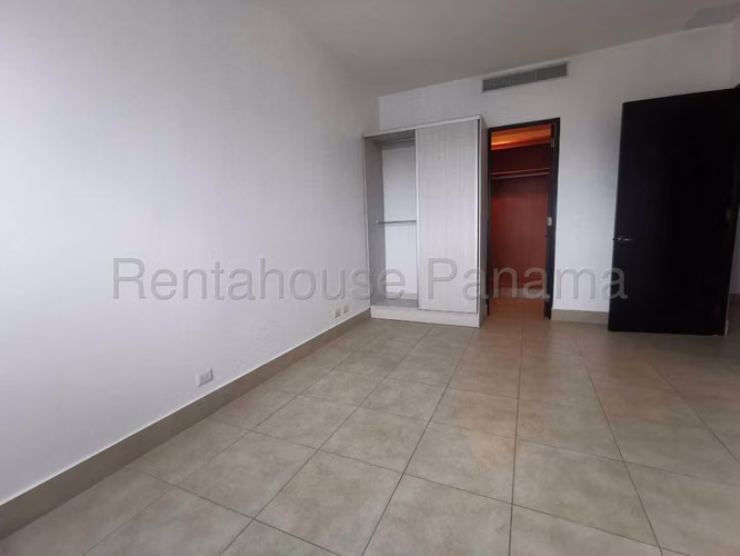 Apartamento en Venta en Costa del Este SYH